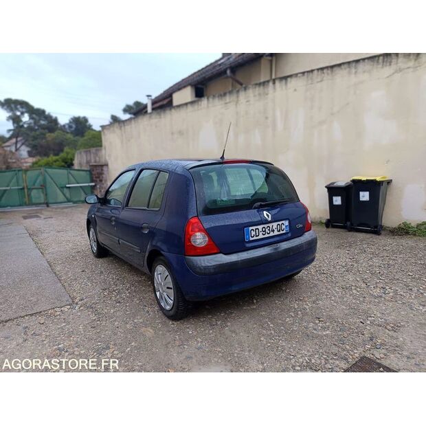 2004 Renault Clio-46606287