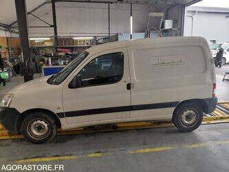 2007-peugeot-partner-1442733-46606408