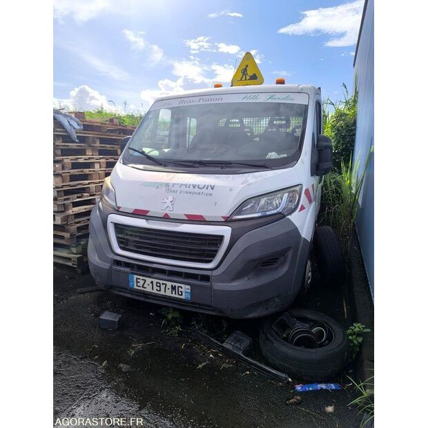 2018 Peugeot BOXER-46606454