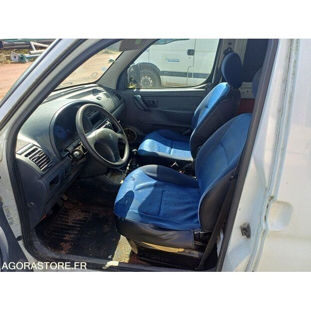 2003 Peugeot PARTNER-46606472