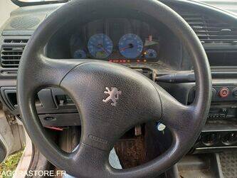 2003-peugeot-partner-1442739-46606474