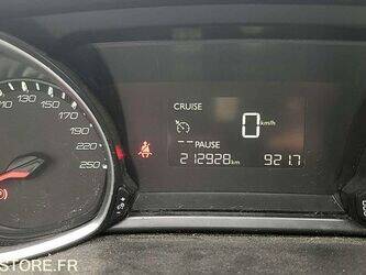 2016-peugeot-308-1442741-46606494