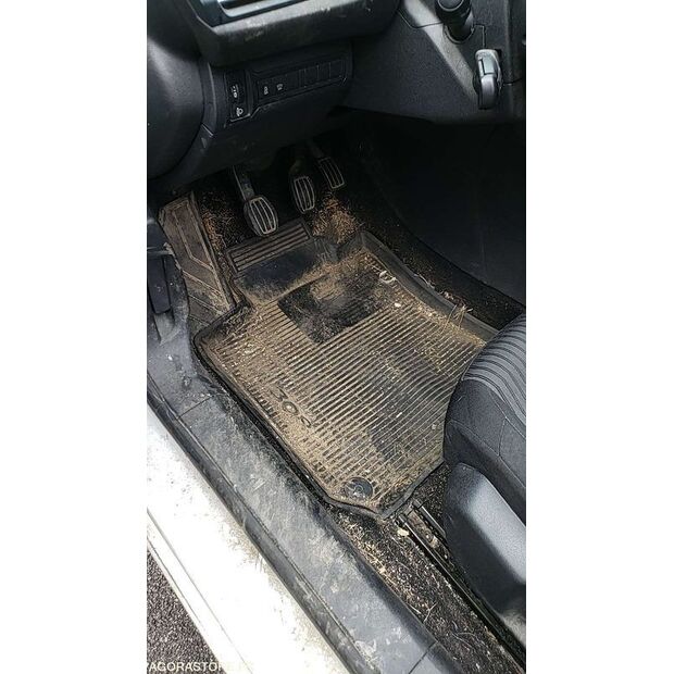 2016 Peugeot 308-46606496