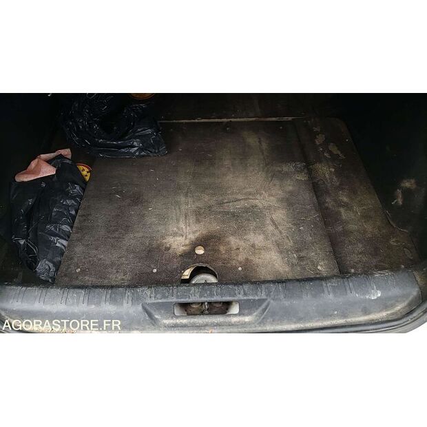 2016 Peugeot 308-46606500