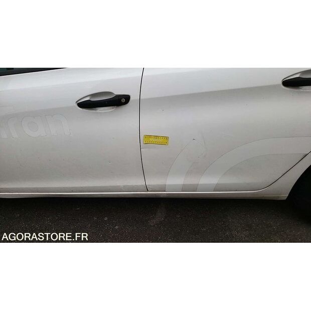 2016 Peugeot 308-46606514