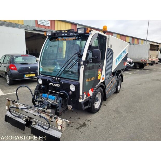 2017 Holder M3000-46606543