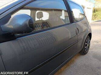 2007-renault-twingo-1442756-46606679