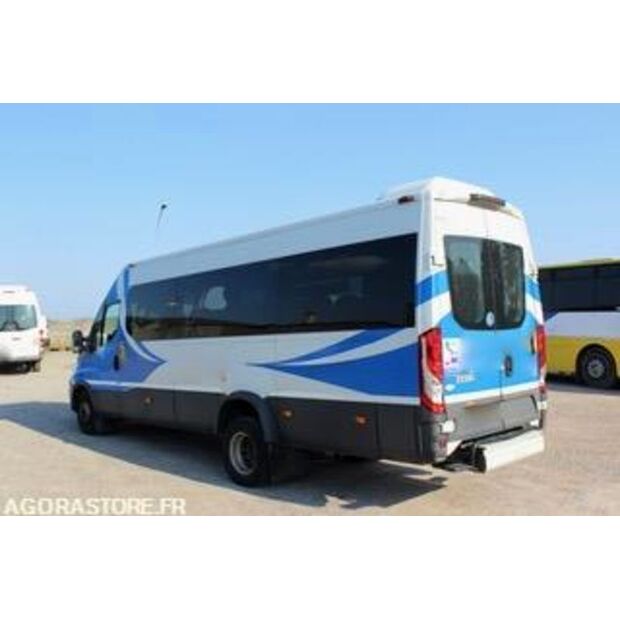 2017 Iveco 65C18-46606716