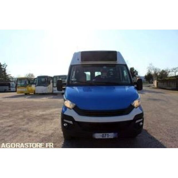 2017 Iveco 65C18-46606717