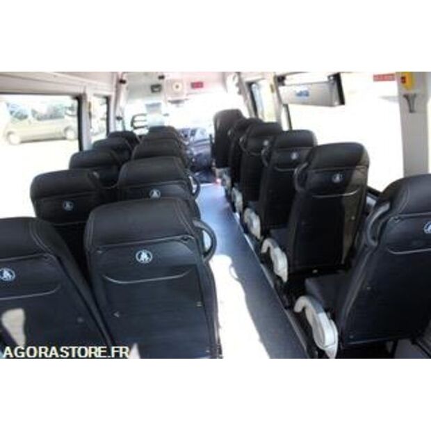 2017 Iveco 65C18-46606721