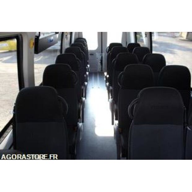 2017 Iveco 65C18-46606723