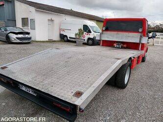 2007-ford-transit-1442773-46606814