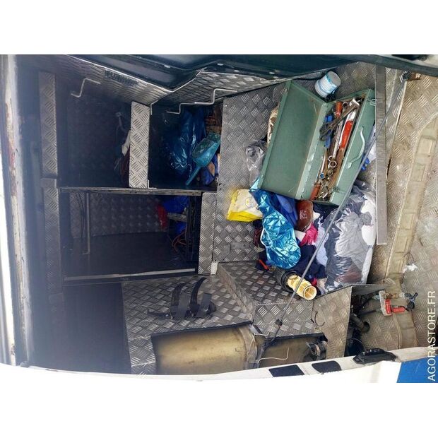 2010 تويوتا Hi-Ace-46606870