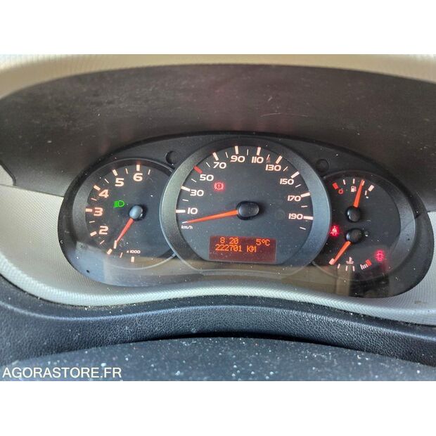 2014 رينو Master-46606878