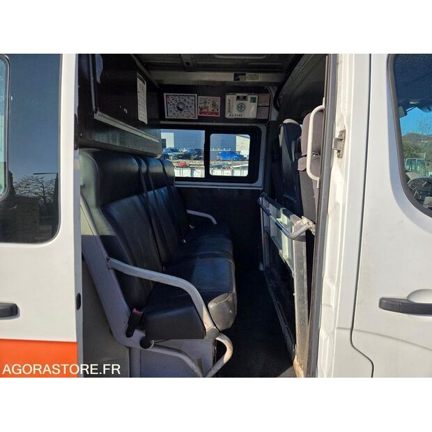 2014 رينو Master-46606884