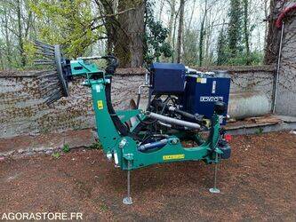 صورة ل معدات الزراعة والغابات 2019 Desvoys