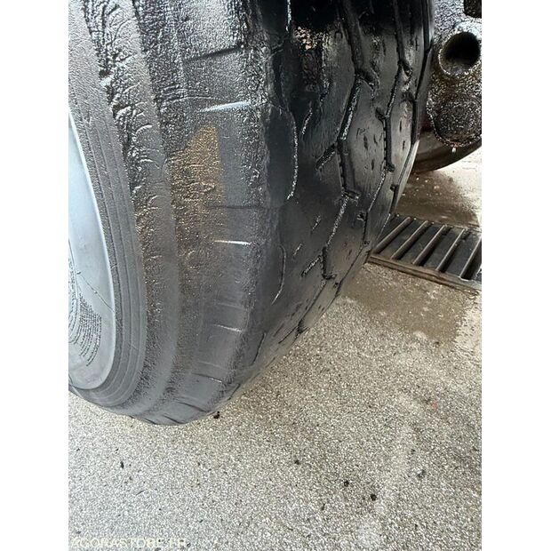 2003 جنرال تريلرز-46607007