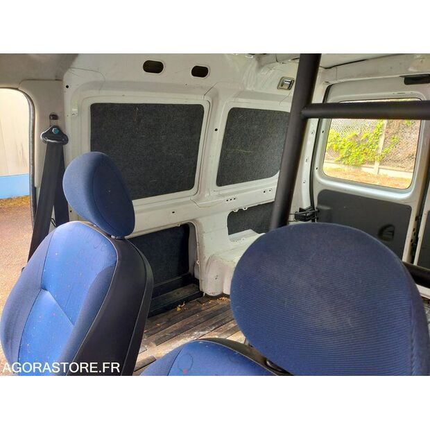 2002 بيجو PARTNER-46607060