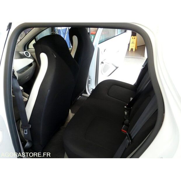 2014 رينو ZOE-46607099