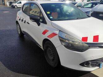 2014-renault-clio-1442800-46607132