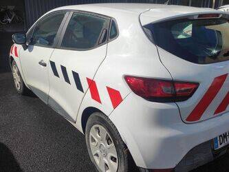 2014-renault-clio-1442800-46607135