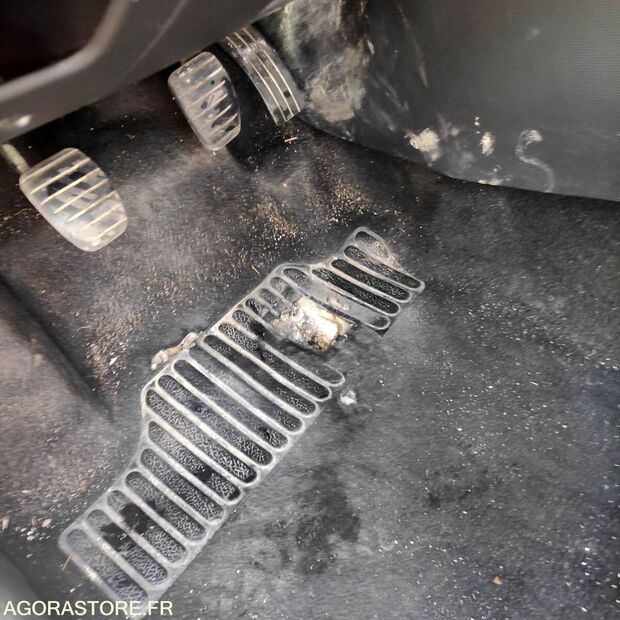 2014 Renault Clio-46607138