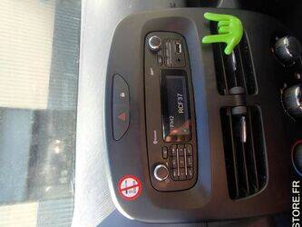 2014-renault-clio-1442800-46607141