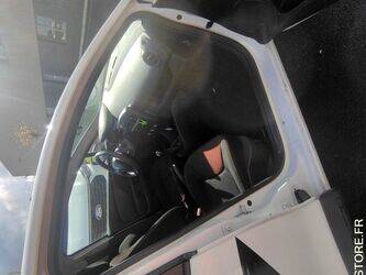 2014-renault-clio-1442800-46607142