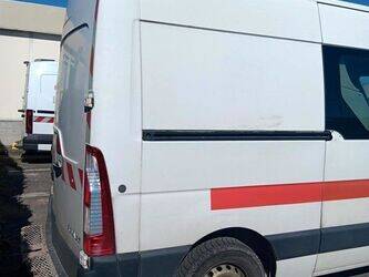 2011-renault-master-1442802-46607163