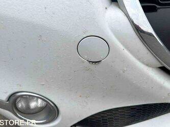 2015-peugeot-208-1442805-46607197