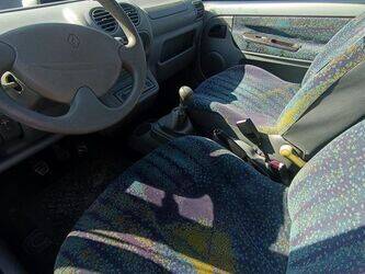 2004-renault-twingo-1442806-46607206