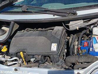 2004-renault-twingo-1442806-46607211