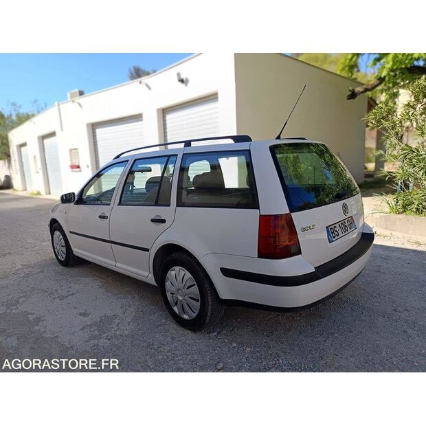 2003 فولكس فاجن Golf-46607308