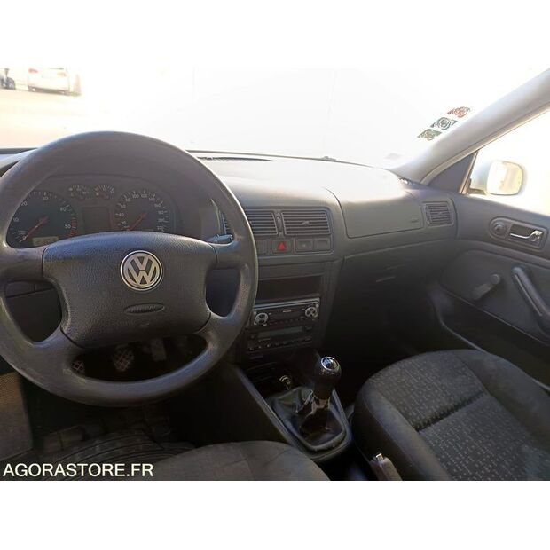 2003 فولكس فاجن Golf-46607312