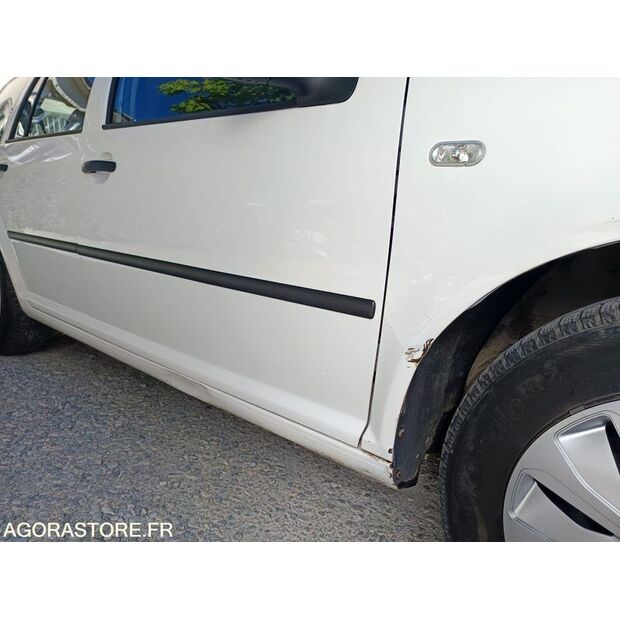 2003 فولكس فاجن Golf-46607316