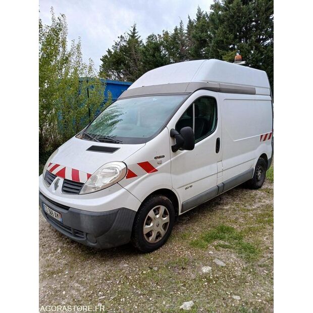 2013 رينو Trafic-46607371