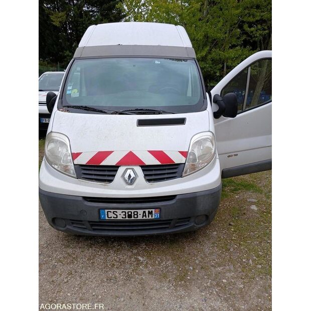 2013 رينو Trafic-46607373