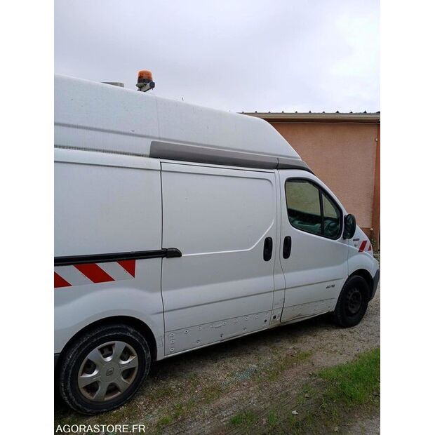 2013 رينو Trafic-46607374