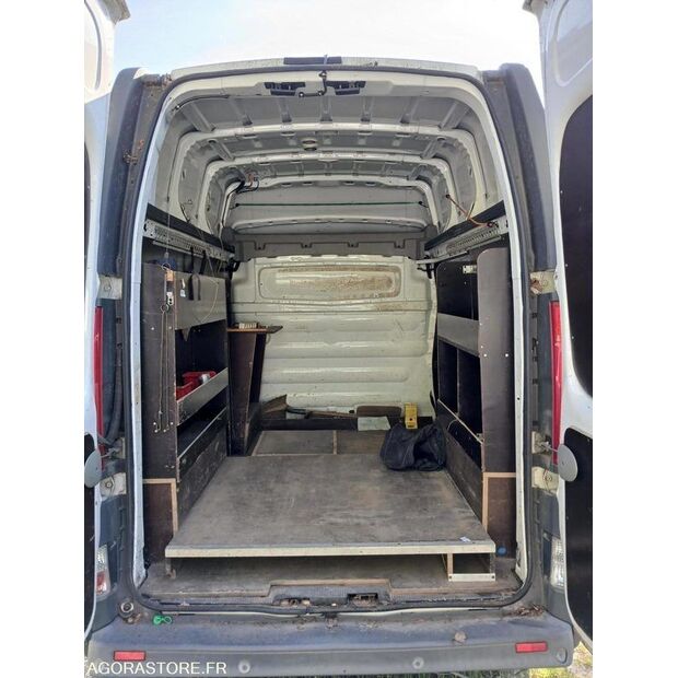 2013 رينو Trafic-46607383