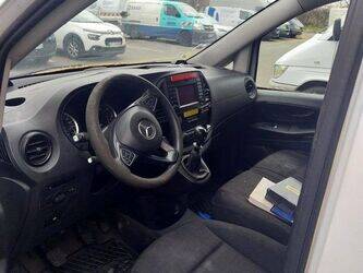 2016-mercedes-benz-vito-1442821-46607417
