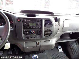 2005-ford-transit-1442829-46607471