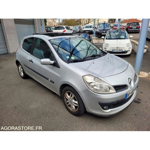 2006 Renault Clio-46607476