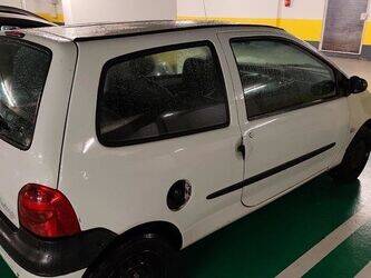 2005-renault-twingo-1442832-46607488