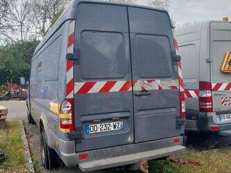 2005-mercedes-benz-sprinter-1442837-46607550