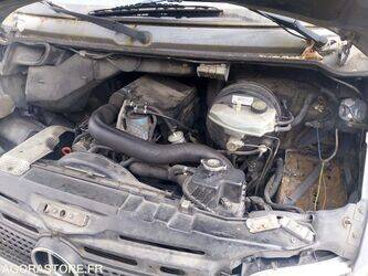 2005-mercedes-benz-sprinter-1442837-46607551