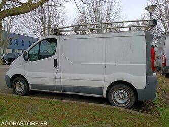 2010-renault-trafic-1442839-46607564