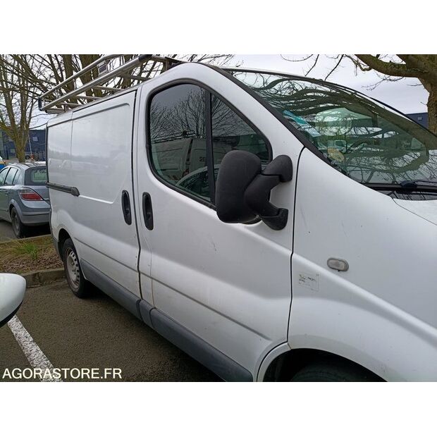 2010 رينو Trafic-46607565