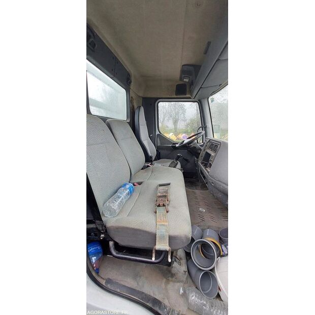 2004 Renault Midlum-46607589