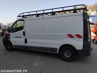 2003-renault-trafic-1442842-46607595