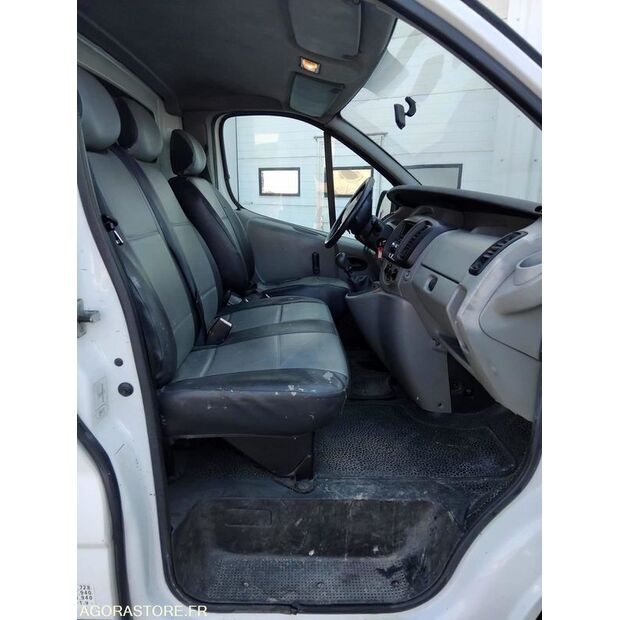 2003 Renault Trafic-46607599